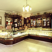 1995, 2ª confitería